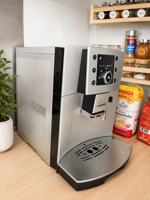 Ekspres do kawy De'Longhi Perfecta ESAM 5500 automatyczny sprawny