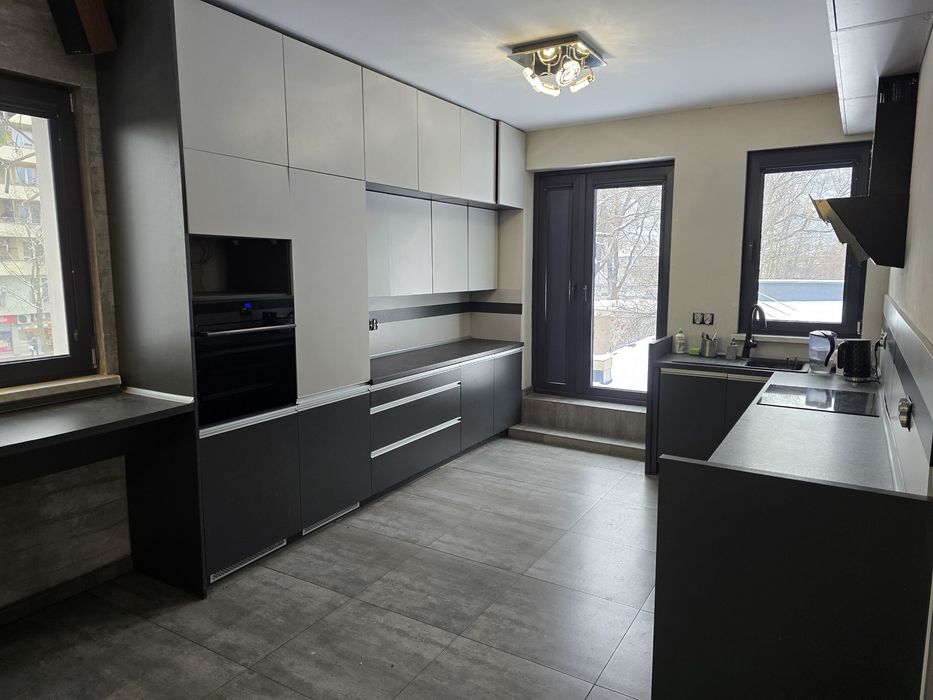 Reprezentacyjna powierzchnia biurowo-usługowa 370 m² Centrum