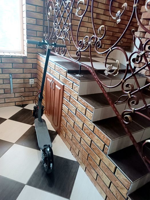 Електро самокат Mi Scooter M365 Pro max 500W 12.4Ah

Може бути ві