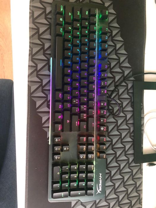 Teclado Hyper como novo