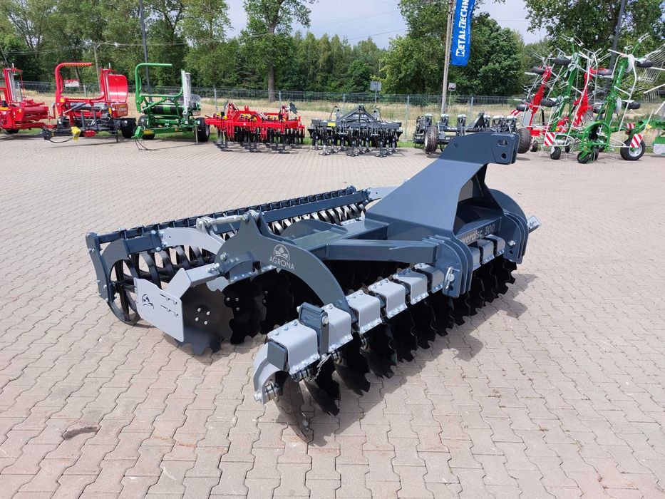 Brona Talerzowa Agregat GRANO-SYSTEM SHS 2,5m 2,7m 3m Landstal Agrona