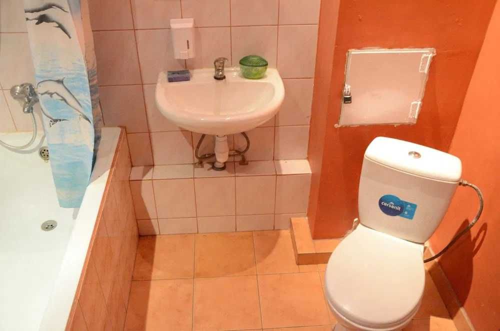 Хостел! 10хв м.Либідська. Нас не лякають відключення світла!!!