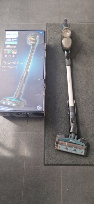 Odkurzacz pionowy Philips 8000 series