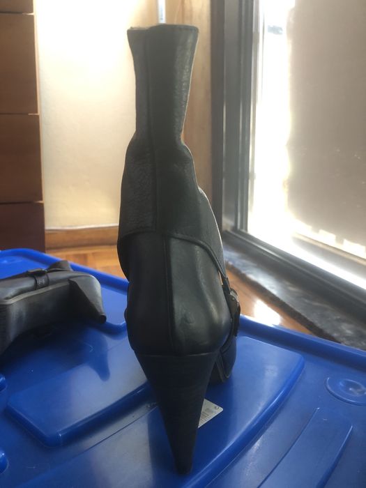 Botas em pele pretas Donni NOVAS