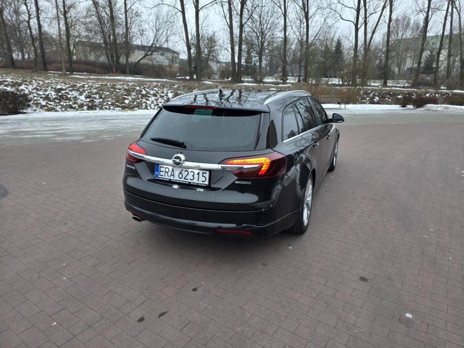 Opel Insignia OPC Kombi 2.0 CDTI Max wyposażenie