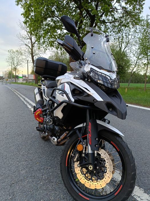 Benelli trk 502x