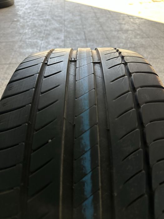 Pneus semi-novos 245/40R17