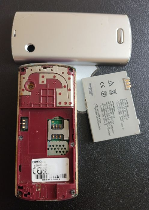 Кнопочный мобильный телефон Siemens