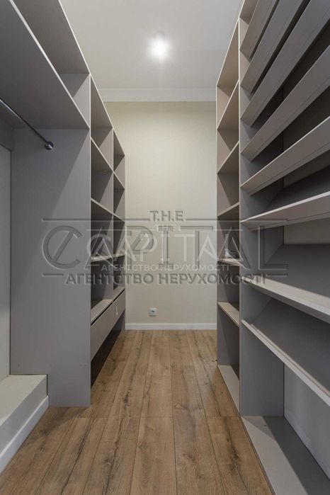 ГЕНЕРАТОР Оренда будинку Віта-Поштова