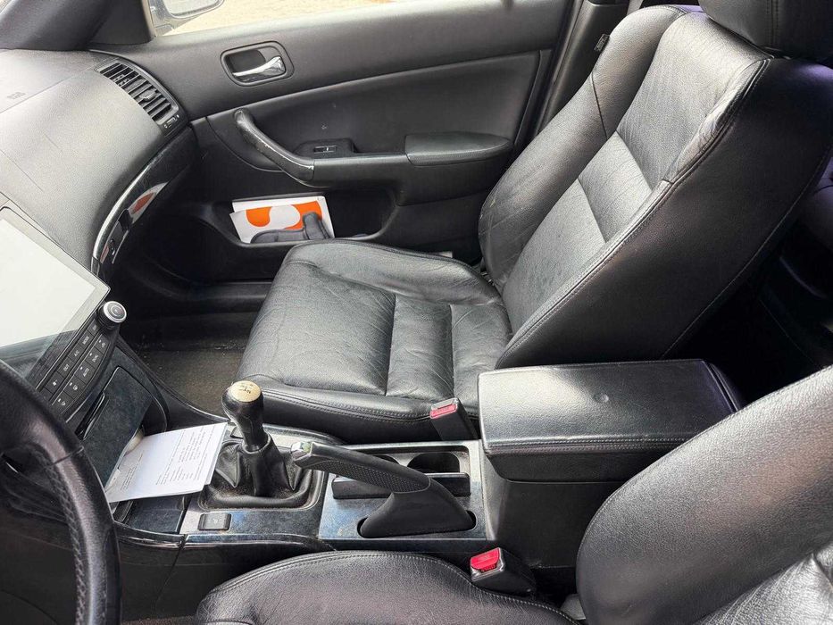Honda accord tourer
