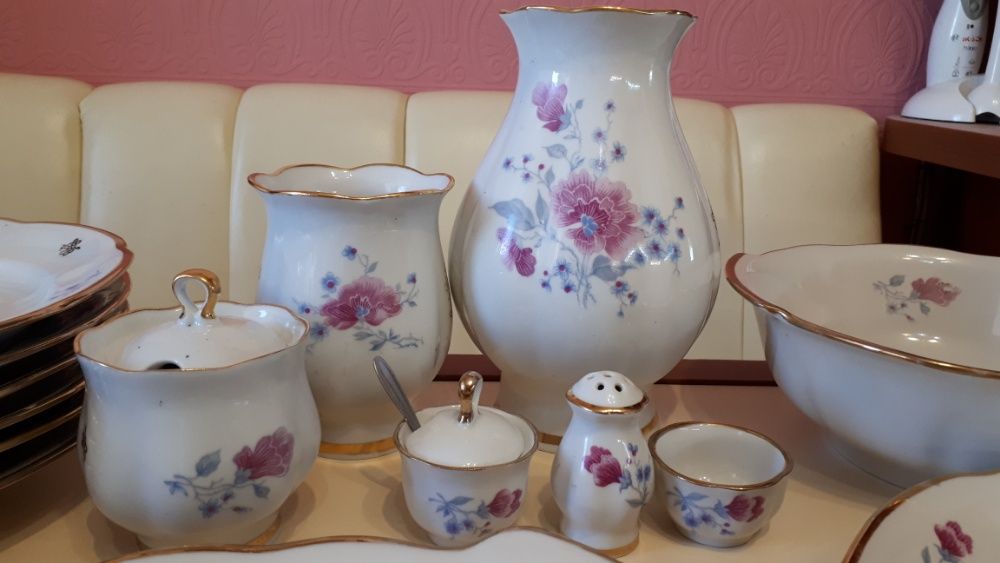 сервиз фарфоровый обеденный СССР Барановского завода.