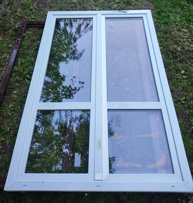 Drzwi balkonowe PVC 150x230 z ruchomym słupkiem