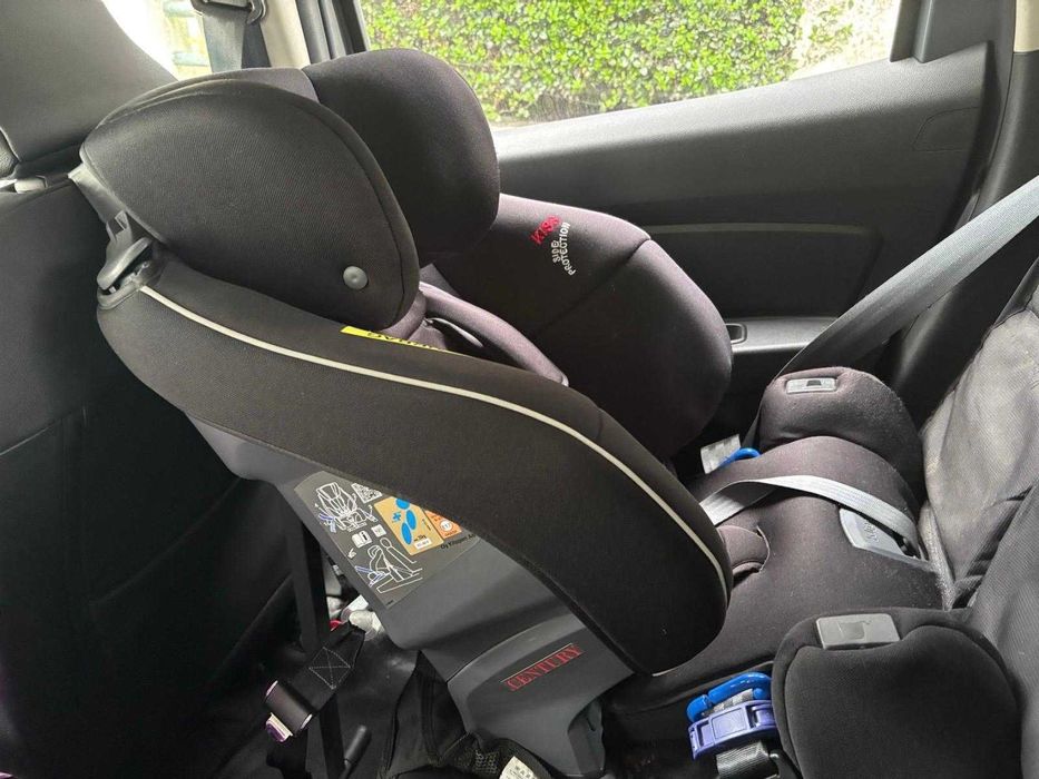Cadeira- Auto Klippan Century 9-25kg com redutor e protetor de assento
