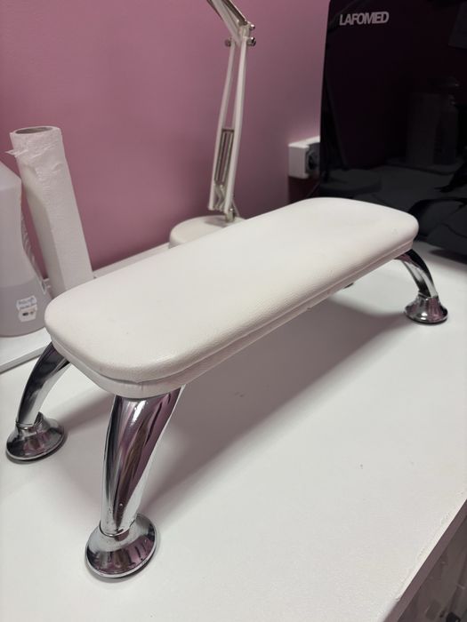 Podłokietnik kosmetyczny