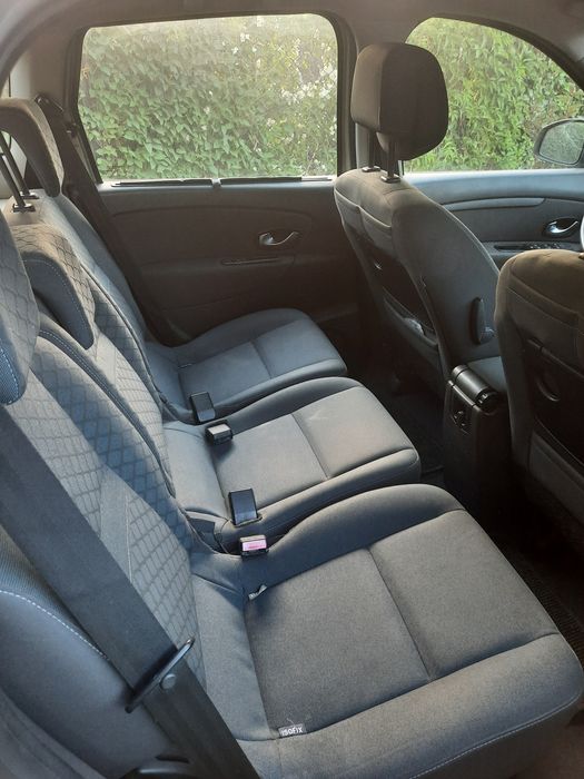 Renault Scenic..