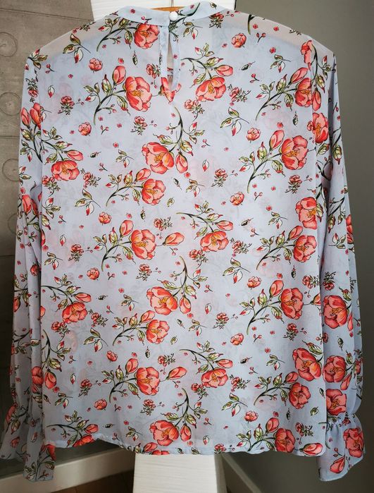 Bluzka z żabotem rozm.Uni