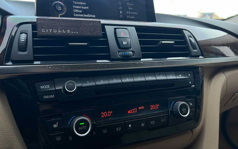 BMW 328XI 2013