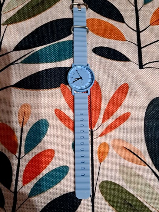 Sprzedam nowy zegarek .