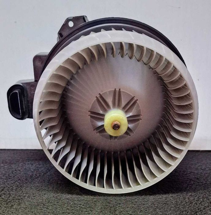 Motor da Chauffage / Sofagem TOYOTA AVENSIS três volumes (_T27_) ano 2008
