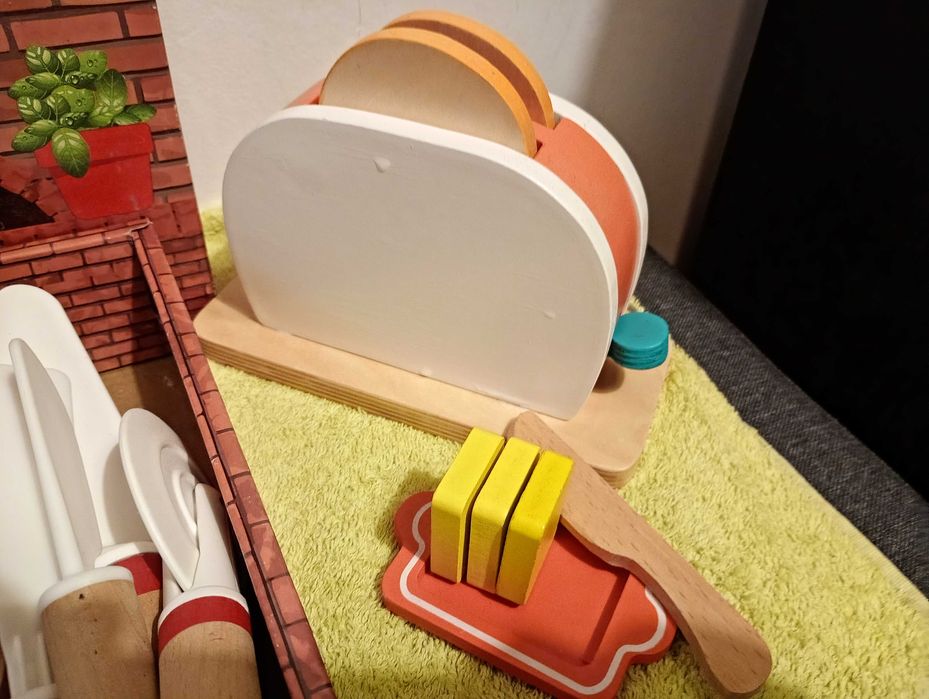 Brinquedos de cozinha em madeira