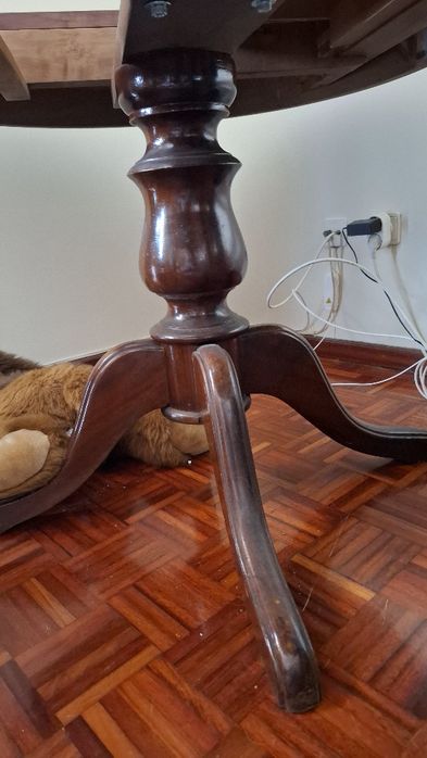 Mesa de sala de estar / jantar cerca de 1,50 de diâmetro