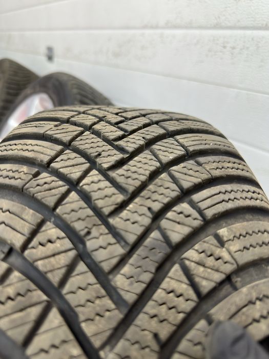 Koła 16 cali z oponami zimowymi Hankook Mercedes w203
