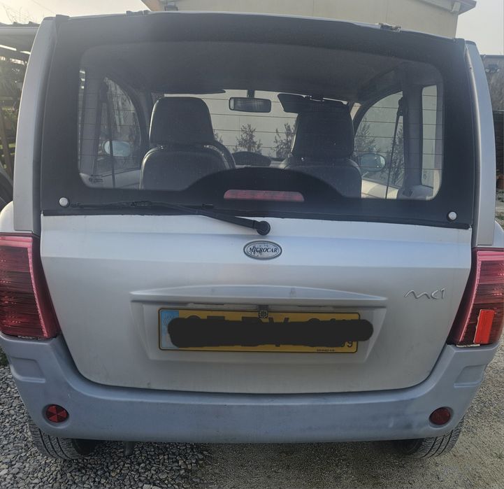 Carro Microcar cinza