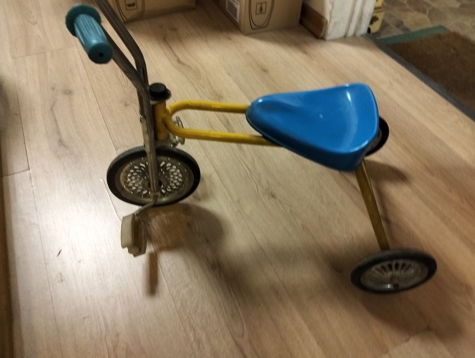 Triciclo antigo em ferro