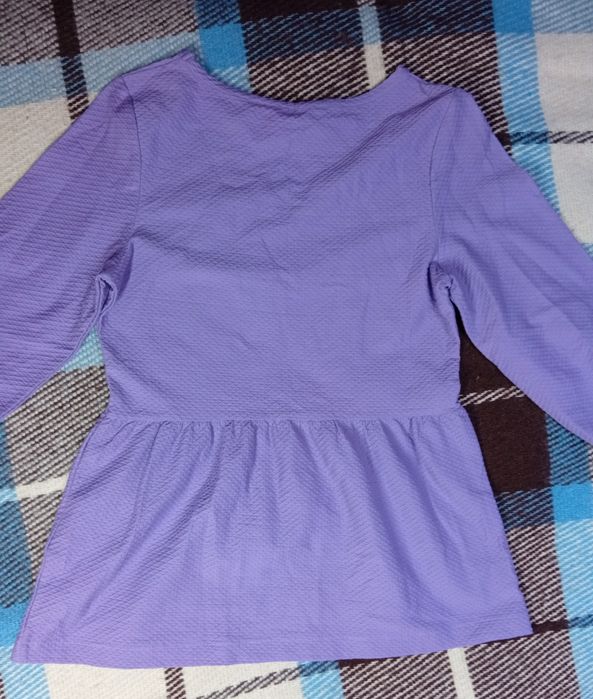 Кофтинка в фіолетовому кольорі