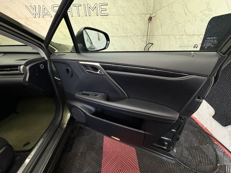 Офіційний Lexus RX 300 2021 р. (Гарний стан)