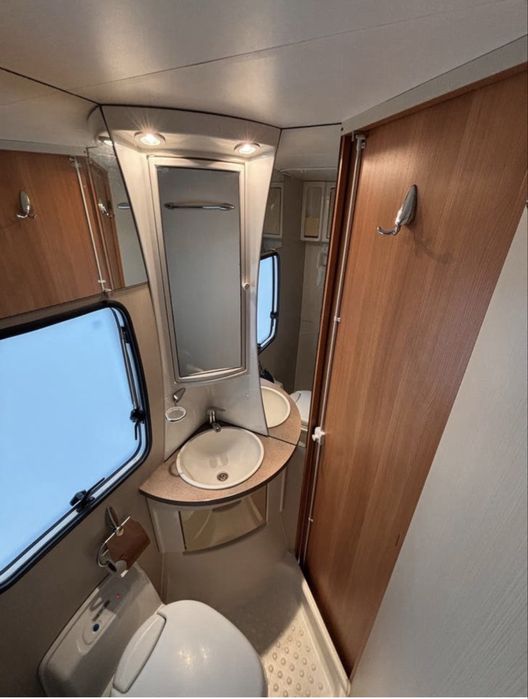 Chausson super stan kompket doku gotowy do rejestracji