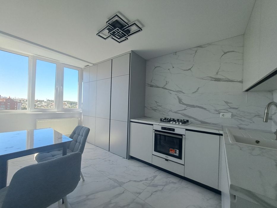 Продаж 1х-кімнатної квартири по пр-т. Злуки