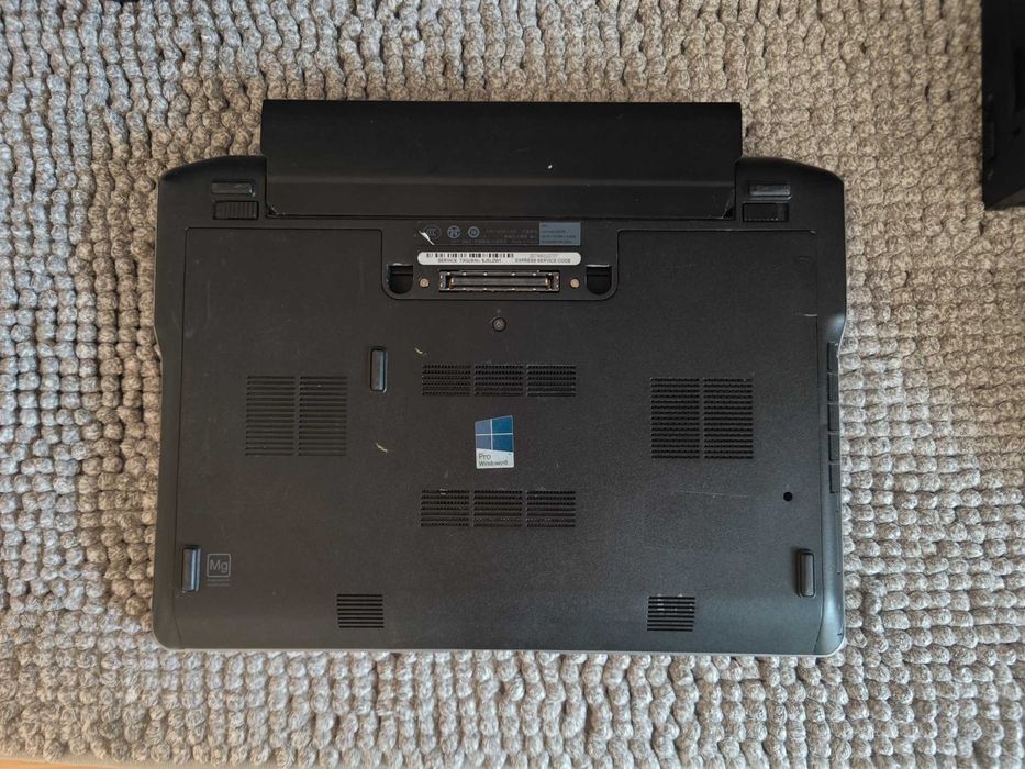 Dell Latitude 13.3' Core i5 3.30 GHz SSD HDMI Stacja Dokujaca + Myszki