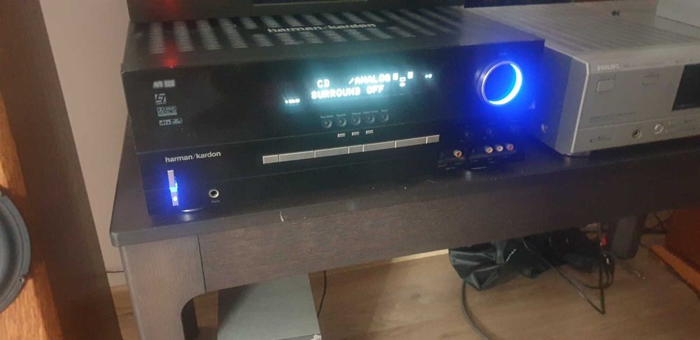 Amplituner HarmanKardon AVR 135