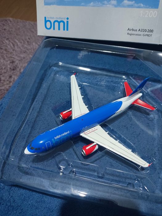 Modelo á escala 1/200