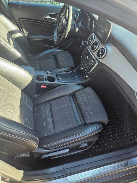 Mercedes-Benz GLA-Class 2016