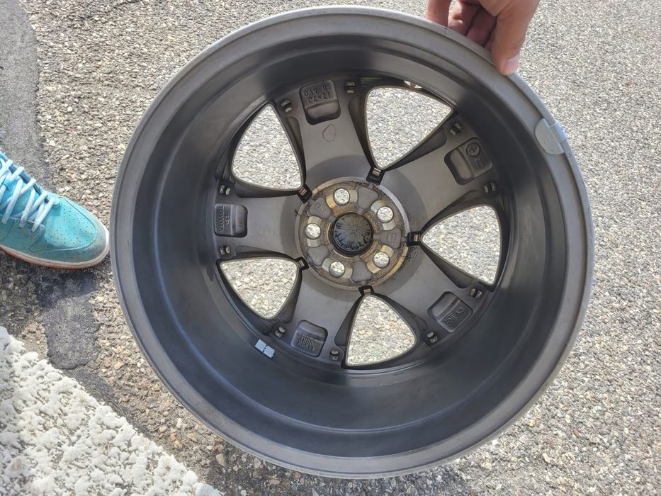 Felgi aluminiowe 17 cali 5x100 Toyota Prius Oryginał