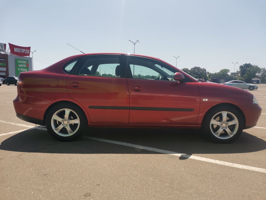 Продам Seat Cordoba Sport 2008