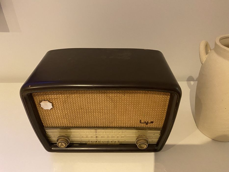 Radio antigo de coleção Lys