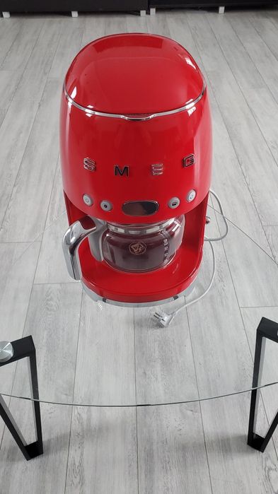 Кавоварка  SMEG.  Mod / DCF02RDEU. SI.01