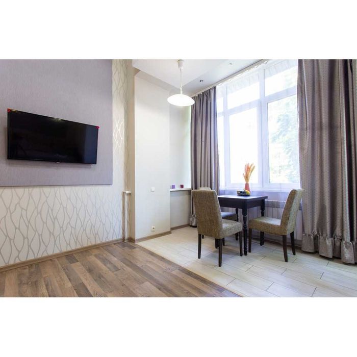 Квартира подобово біля метро Ярослава Мудрого ( Пушкінська)