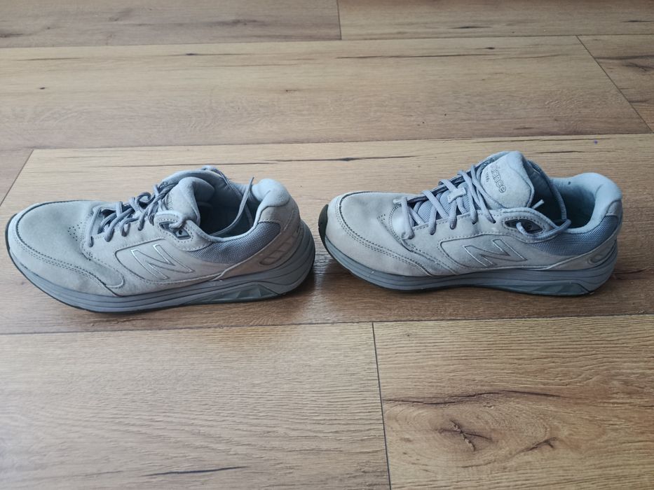 New Balance nr 42.5--27 cm