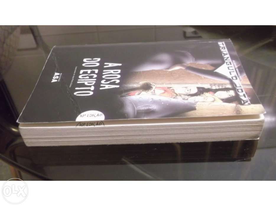 Livro coleção Triângulo Jota