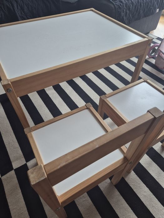 Stolik dla dzieci Ikea LATT  i 2 krzesełka