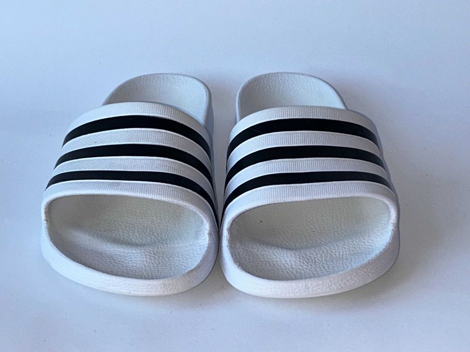 Шльопанці Adidas 37 (23,5 см) Оригінал унісекс Стан відмінний!