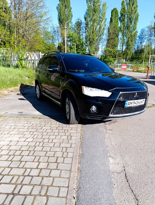 Продам/ обмін Mitsubishi Outlander XL
