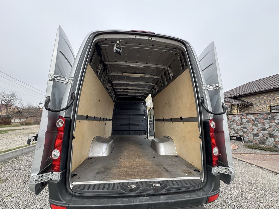 Volkswagen Crafter 2011
