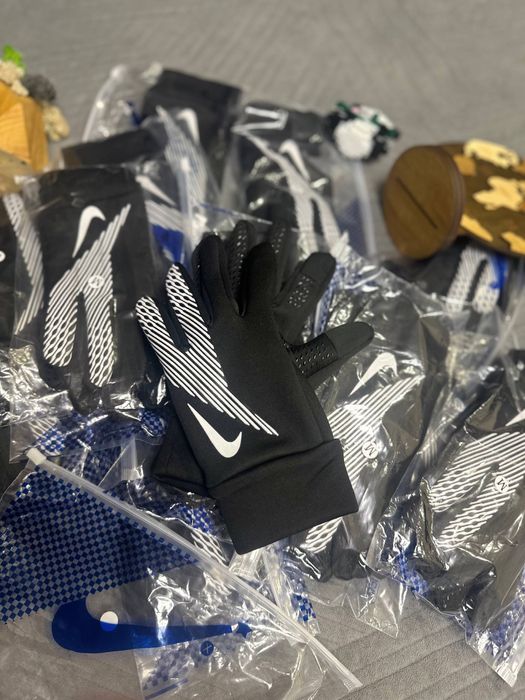 Рукавиці Nike Hyper Warm