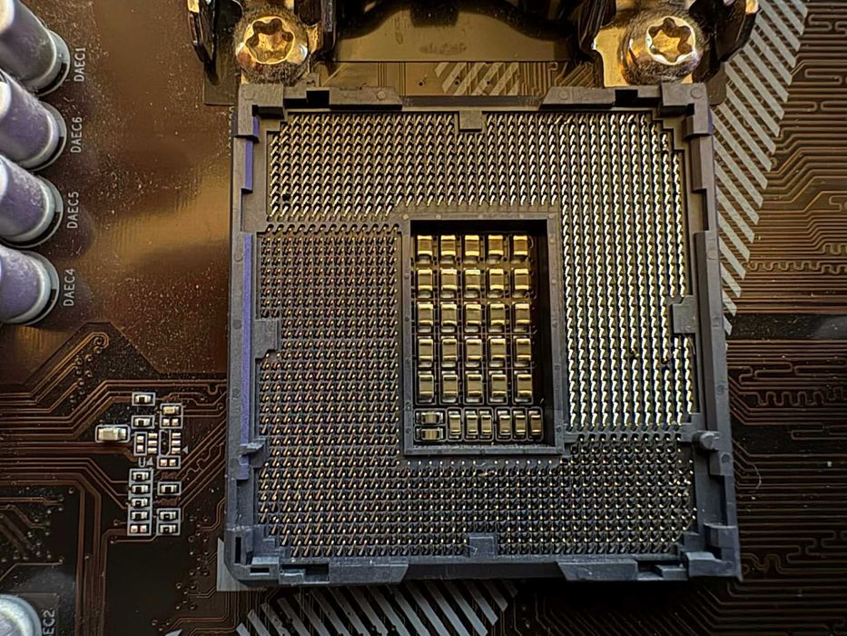 Płyta główna Gigabyte H510M H oraz 32Gb ramu GOOD IRDM