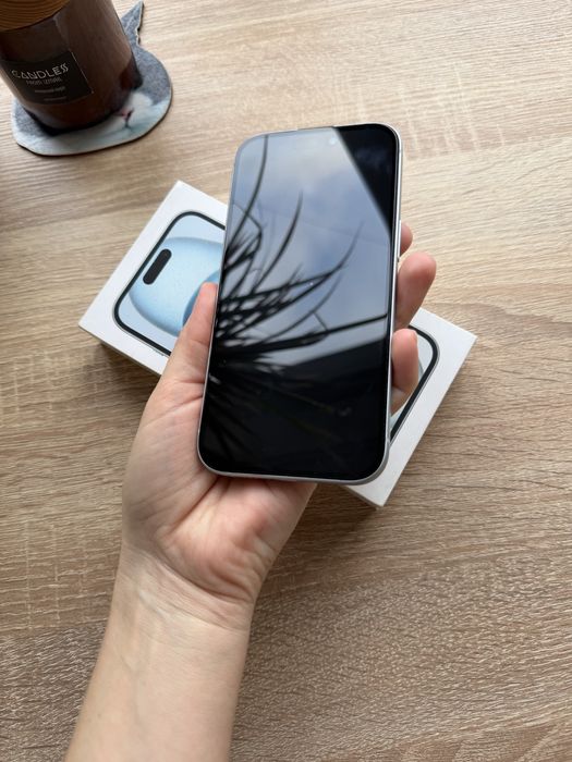 iPhone 15, 128 гб